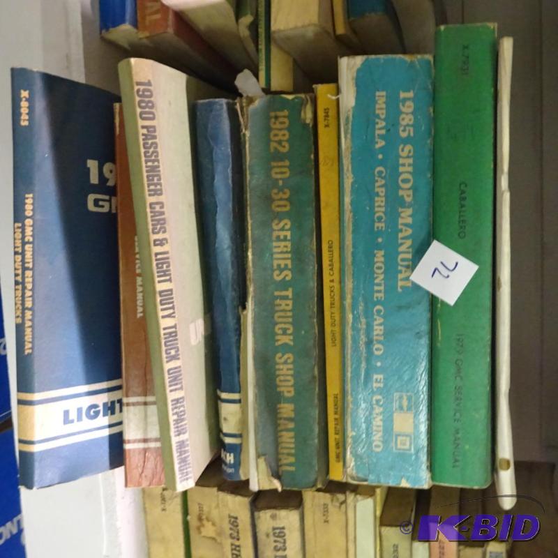 lot 72 image: Vintage Misc GM Repair Manuals...