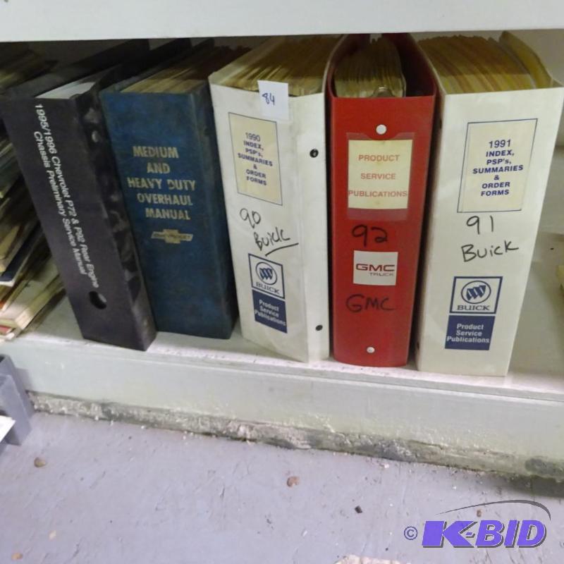 lot 84 image: Misc 3 Ring Binder Repair Manuals...