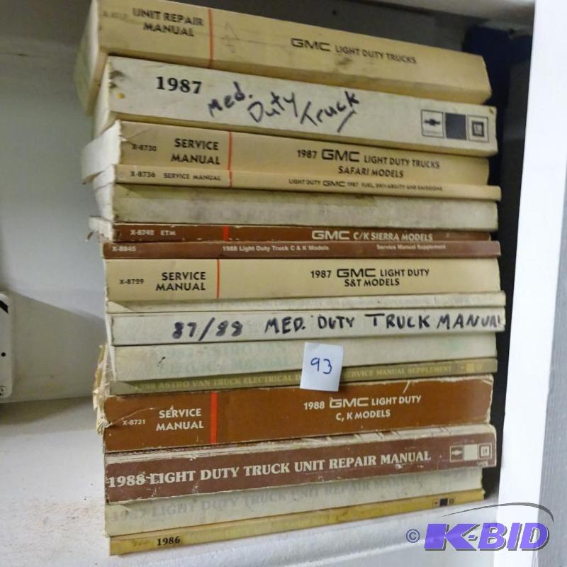 lot 93 image: Vintage Misc GM Repair Manuals...