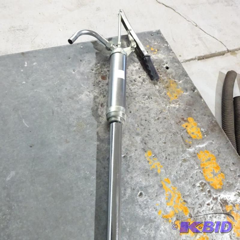 lot 52 image: 55 gal. Hand Pump...
