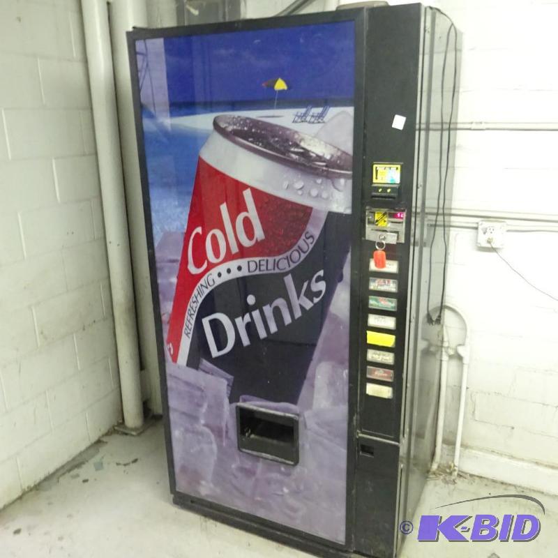 lot 59 image: Pop Machine by Royal Venders Inc. Model RVCDE...