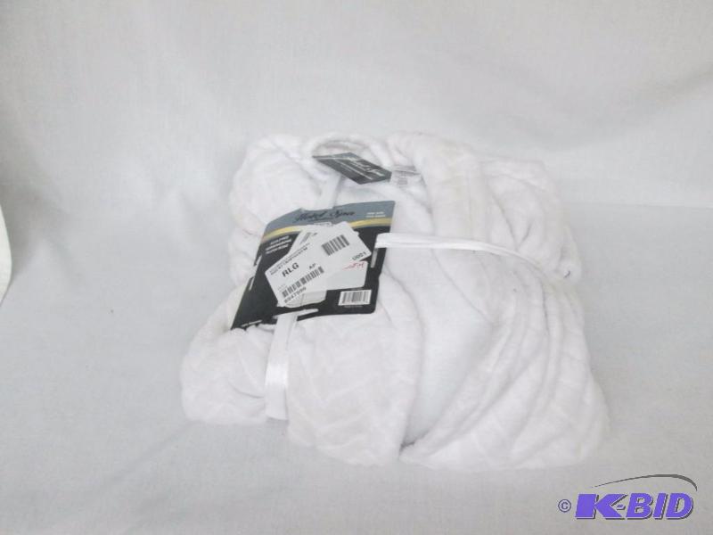 Misses Herringbone Plush Robe