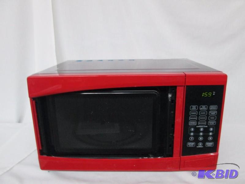 Magic Chef 0.9 cu. ft. 900 Watt Microwave