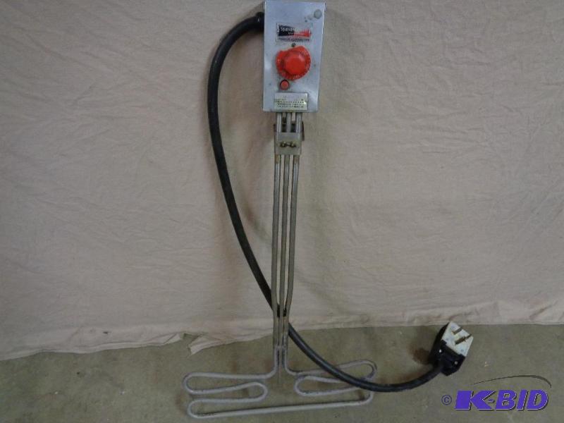 lot 18 image: Toastmaster Sink Sanitizer  Heater