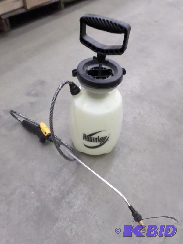 lot 30 image: Round-Up 2-Gallon Pump Sprayer...