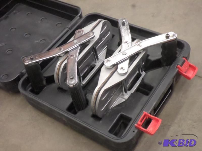 lot 60 image: Like New Set Of Diarex Slab-Grabber Hand Tool...