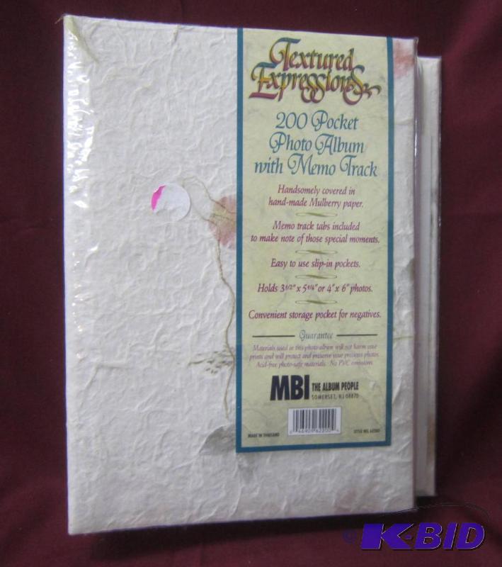 NEW  200 Pocket 3 12 x 5 or 4 x6 Photo Album