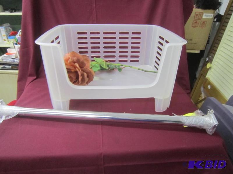MISC LOT - Chin up bar, Basket and Flowers