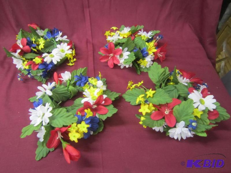 NEW  Red White and Blue Flower Rings