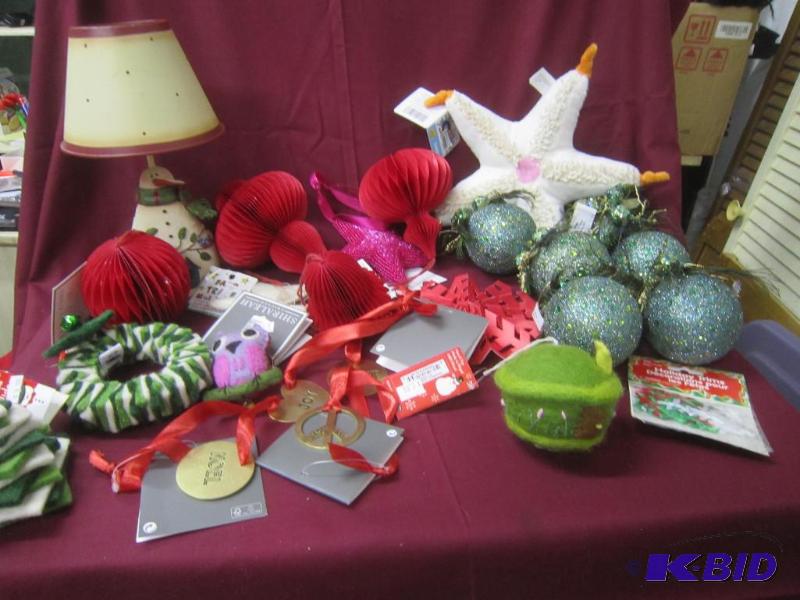 NEW  Christmas Box Lot