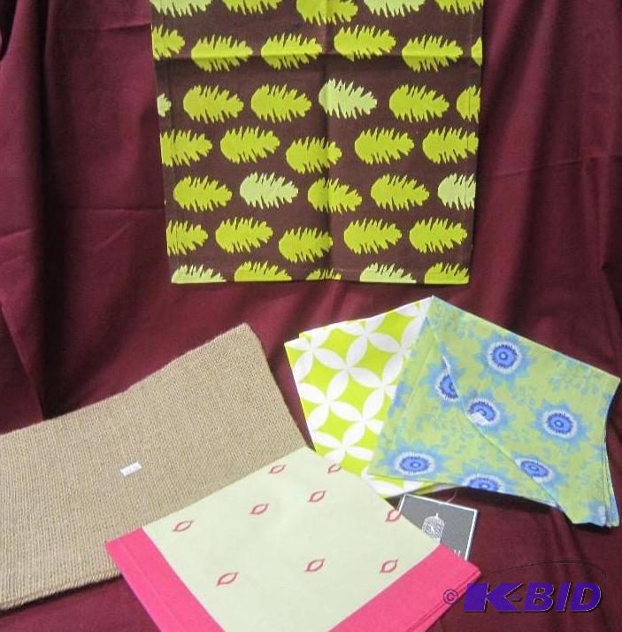 Kitchen Placemats and Napkins