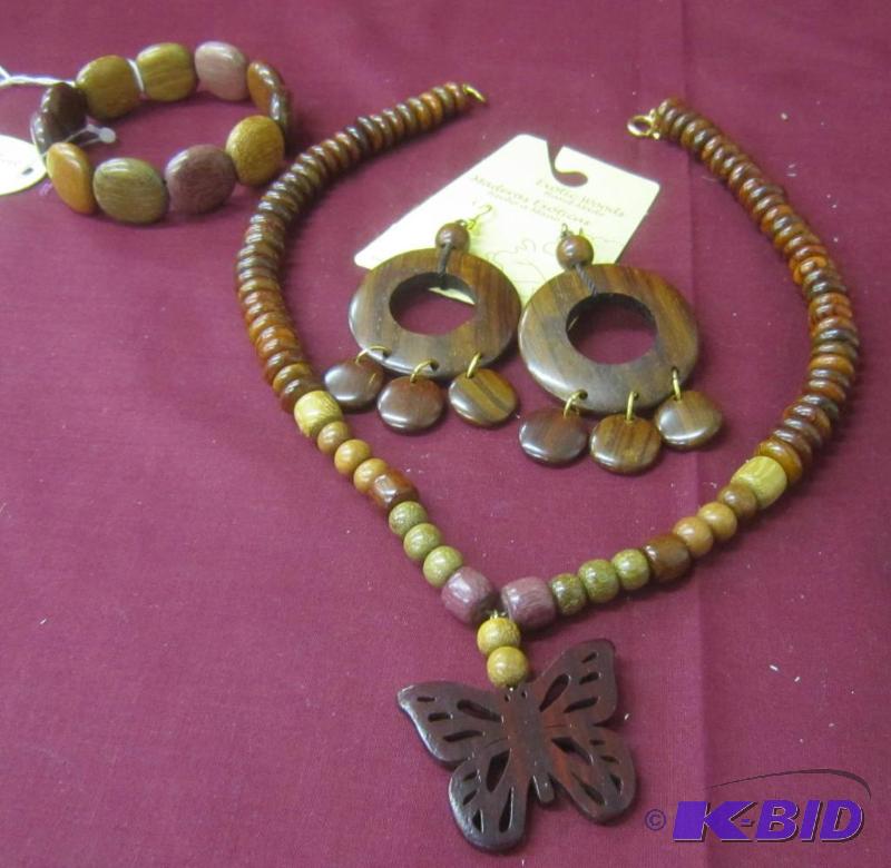 Wood Necklace, Bracelet and Earrings Set