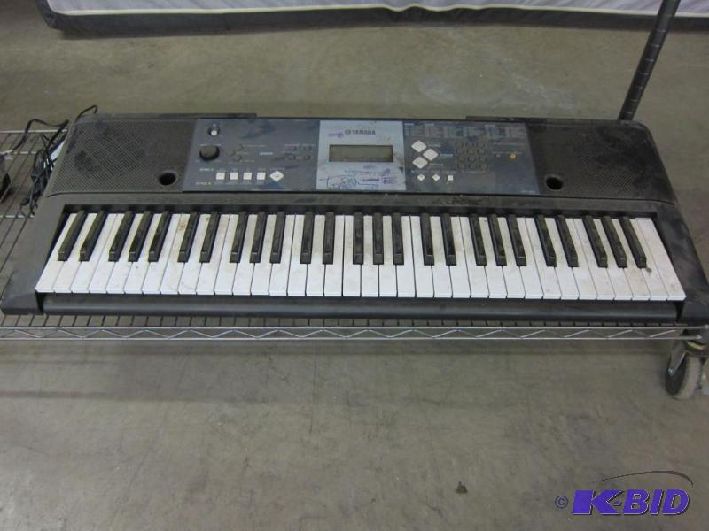Yamaha Keyboard