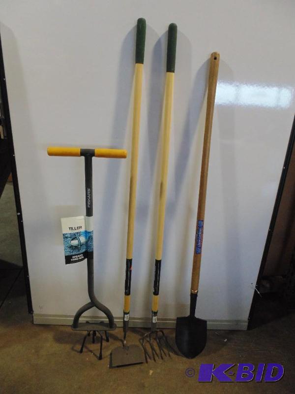 Lot of new Spade Shovel - Tiller - Medium Du...