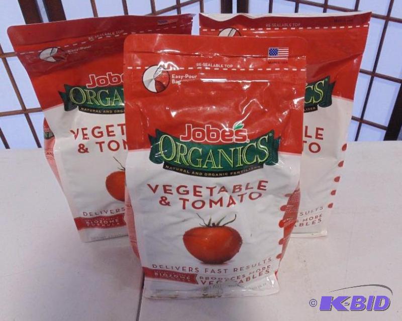 Three bags of Jobes&nbspVegetable &amp Toma...