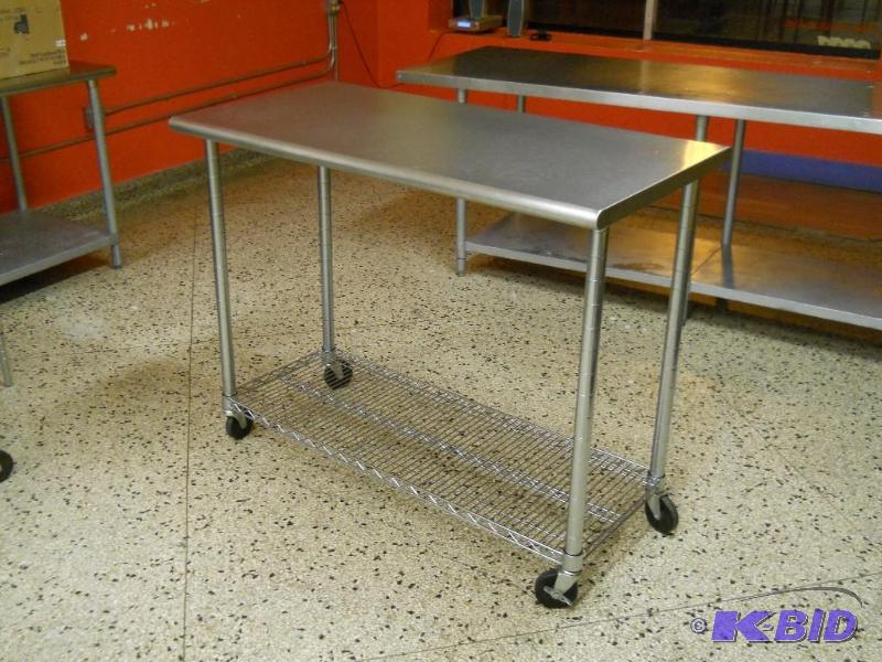 Stainless Steel Rollling Table With Undershelf