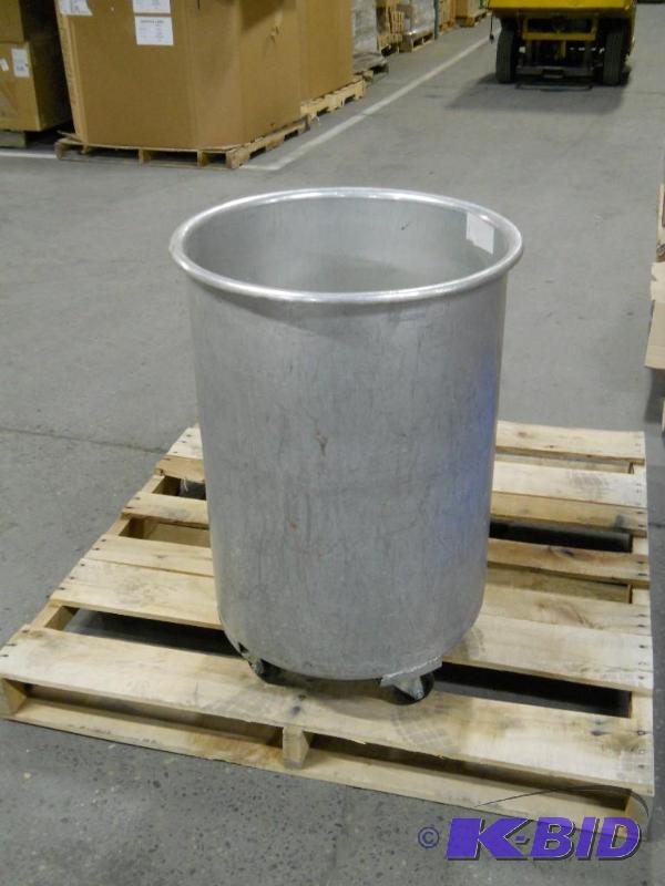 30 Gallon Wear-Ever Aluminum Storage Canister with Wheels