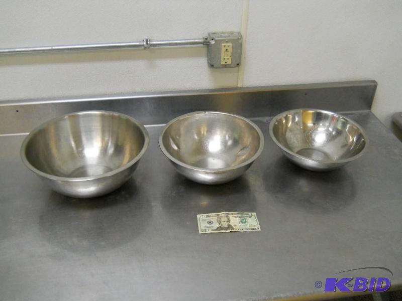 3 Stainless Steel Mixing Bowls