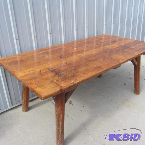 lot 10 image: Vintage Log Dine Table