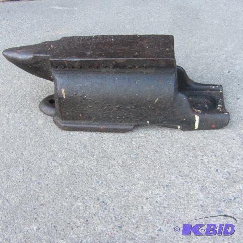 lot 144 image: Anvil