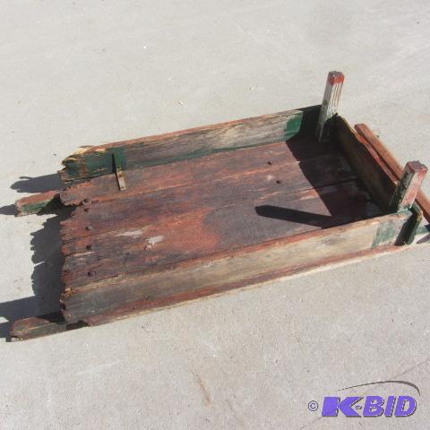 lot 15 image: Primitive Sled