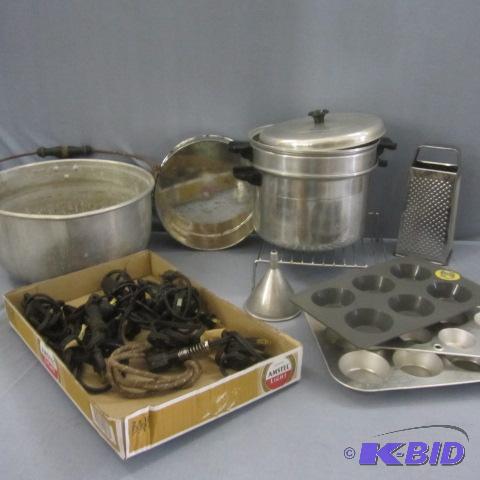 lot 163 image: Cook & Bakeware