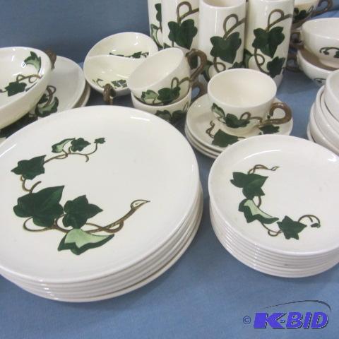 lot 20 image: Metlox Poppytrail China
