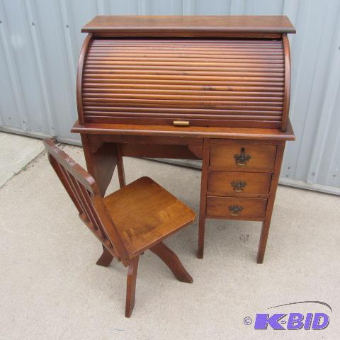 Antique Childs Roll Top Desk Chair Moved Out Of State K Bid