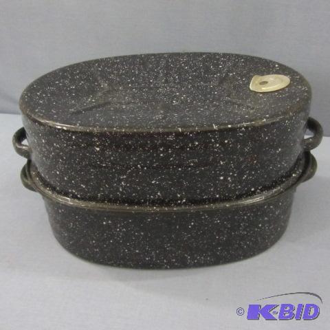 lot 40 image: Vintage Enamel Roaster