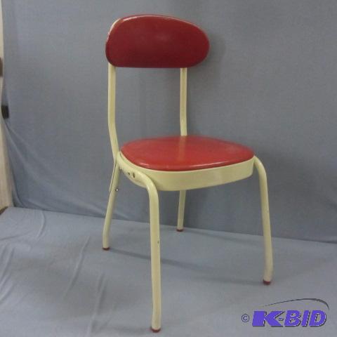 lot 53 image: Vintage Cosco Chair