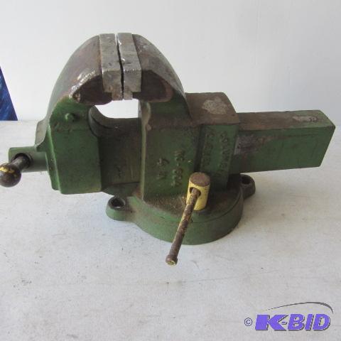 lot 80 image: Cleveland Vise