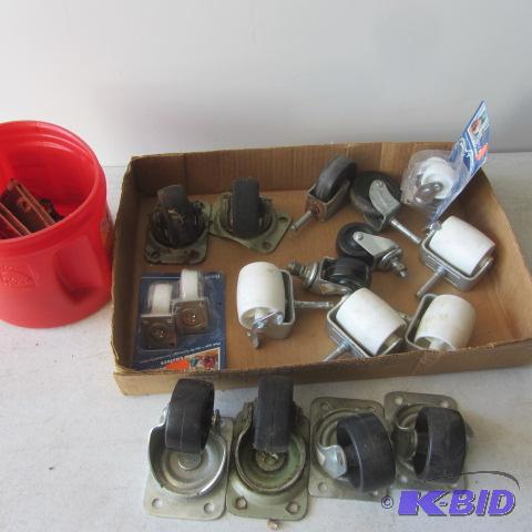lot 92 image: Wheels, Casters, Hinges