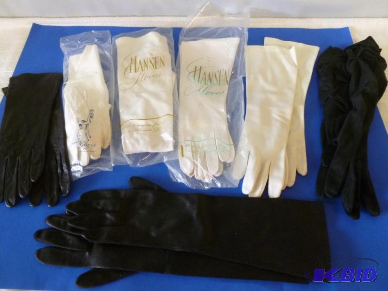 lot 104 image: Large lot of vintage ladies dress gloves, som...