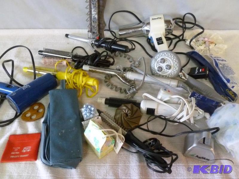 lot 106 image: This lot consists of hair dryers, curling iro...