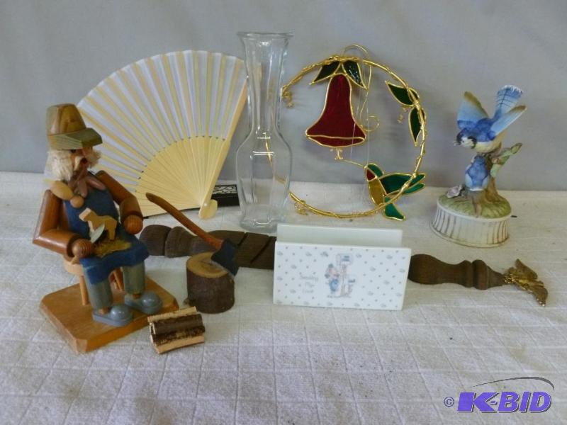 lot 112 image: Lot of decorative items....