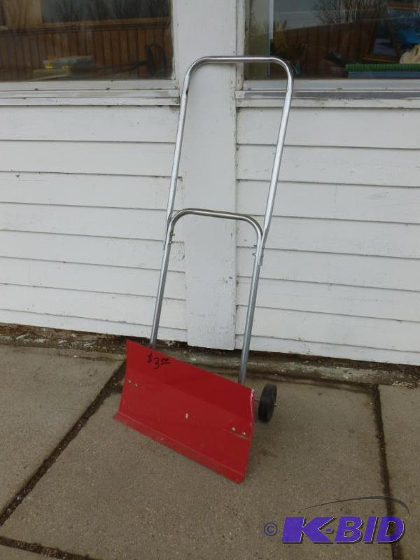 lot 63 image: Two wheel utility cart style snow shovel.&nbs...