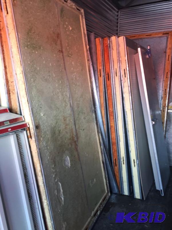 lot 1 image: Norlake Walk in  Cooler,s