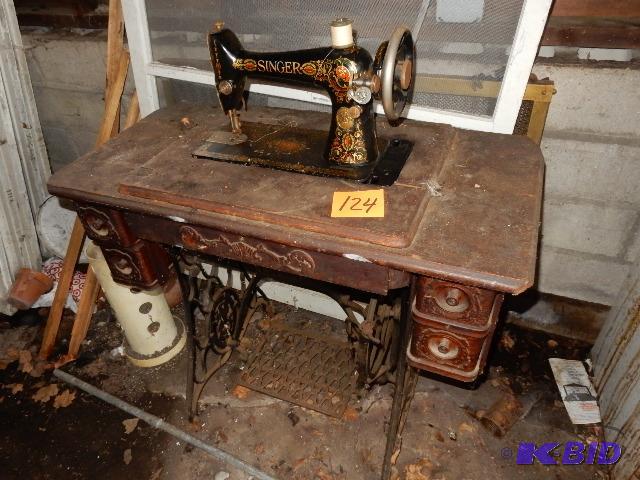 Singer Tredle Sewing Machine