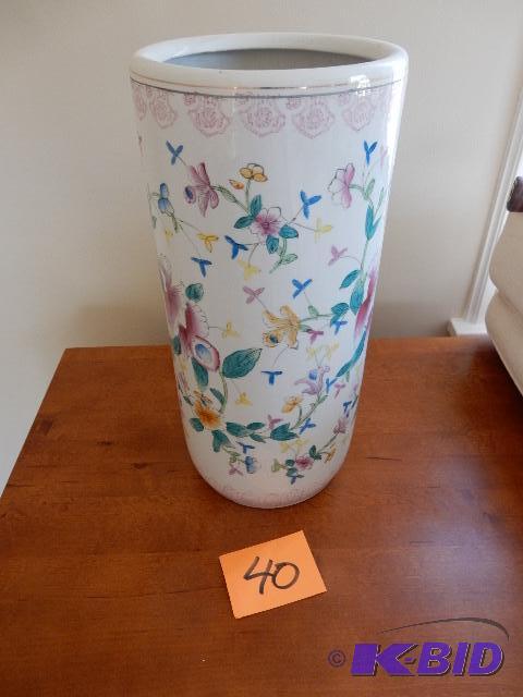 Asian Theme Porcelain Umbrella Stand