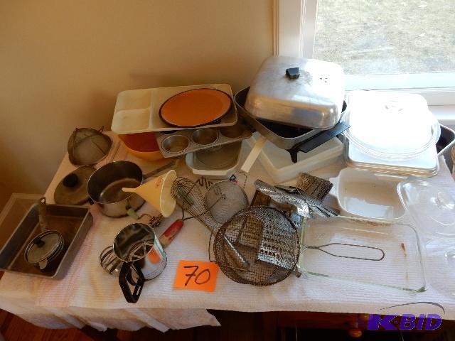 Misc. pots and pans, baking ware