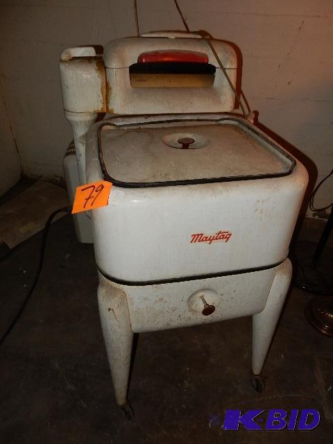 Vintage Maytag Wringer Washer
