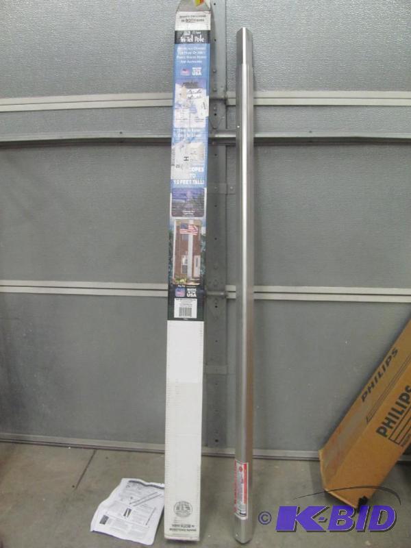 This NEW (in original box) Aluminum Telescopi...
