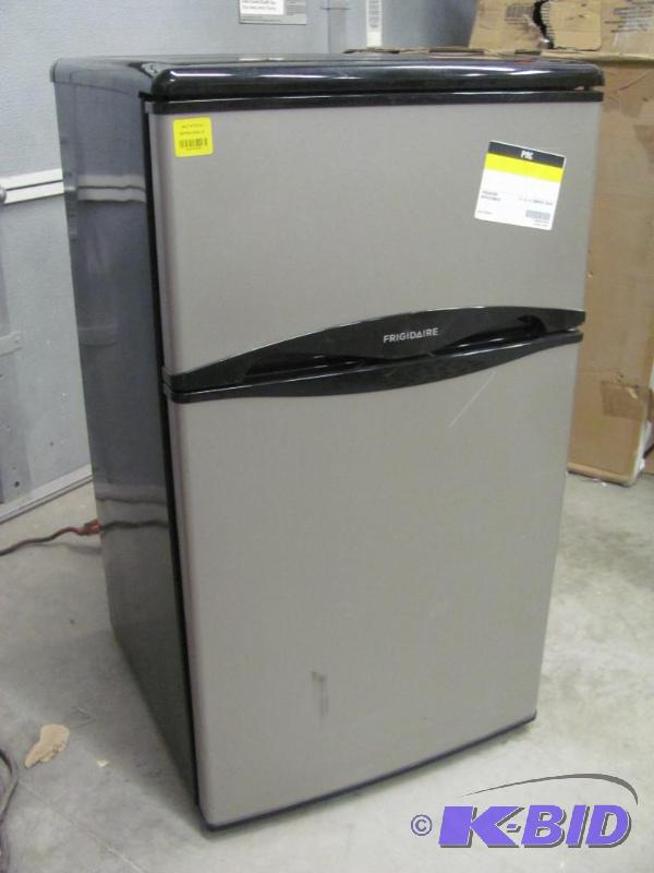 NO RESERVE This NEW (no box) FRIGIDAIRE 3.1 ...