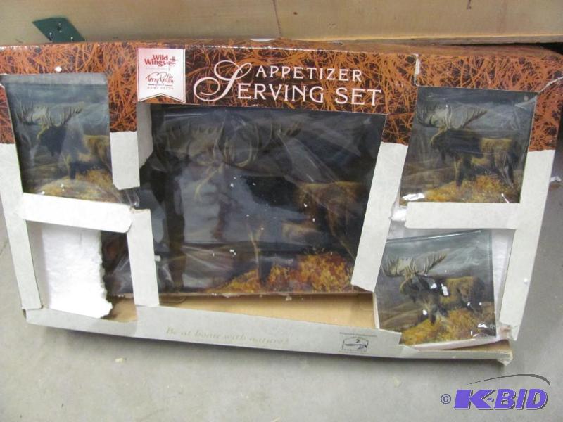 This NEW (in original packaging) WILD WINGS M...