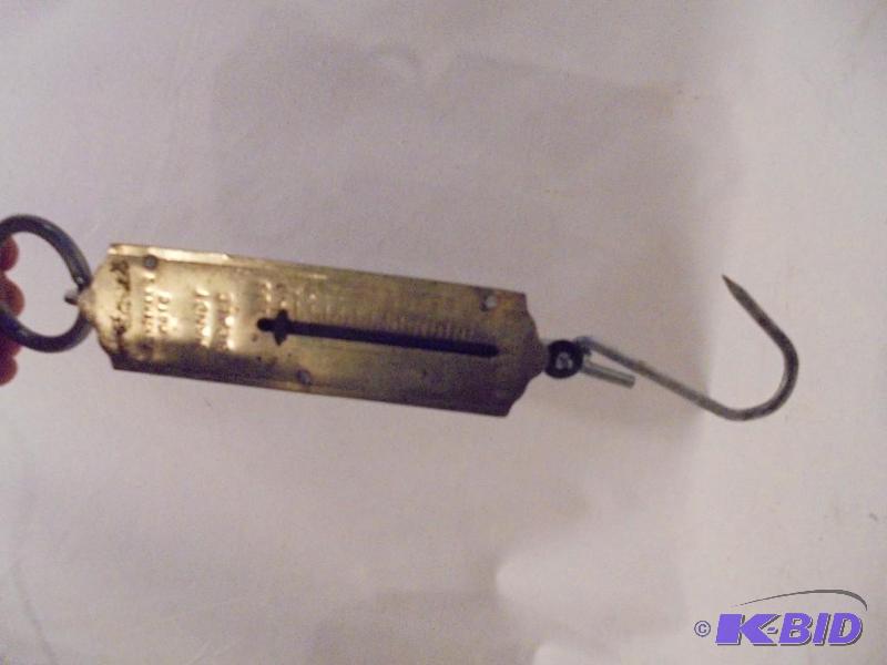 lot 100 image: Vintage brass fish scale....