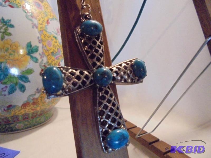 lot 41 image: Large 3.5 inch cross pendant necklace.  ...