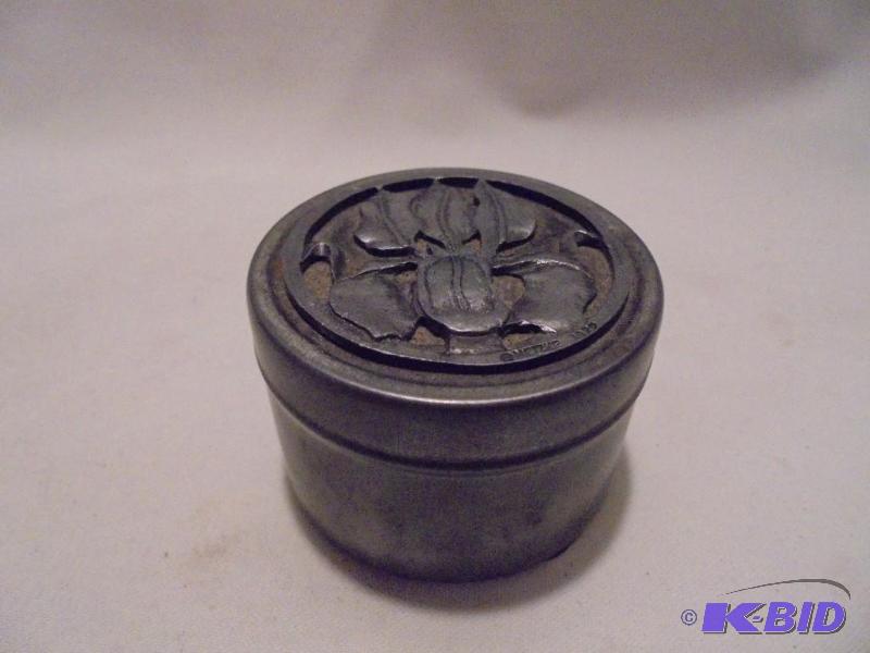 lot 68 image: Vintage 1977 Metzke&nbspPewter&nbspCollecti...