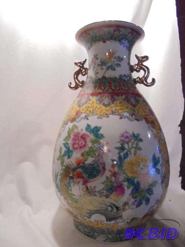 lot 86 image: Large 20 inch X 12 inch hand decorated Made i...