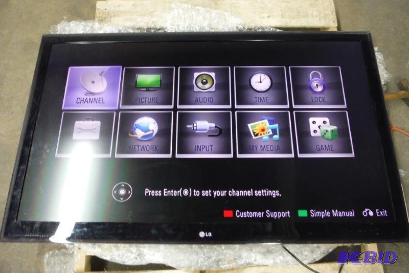 lot 1 image: LG 55LX6500  55 LED TV  1080p (FullHD)
