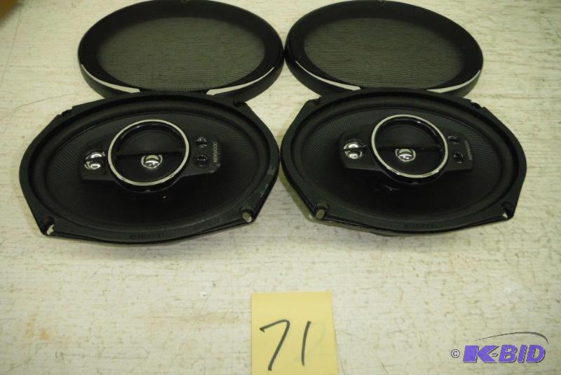 lot 71 image: Kenwood KFC-6995PS 6 x 9 Inches 5-Way 650W Speakers, Set of 3